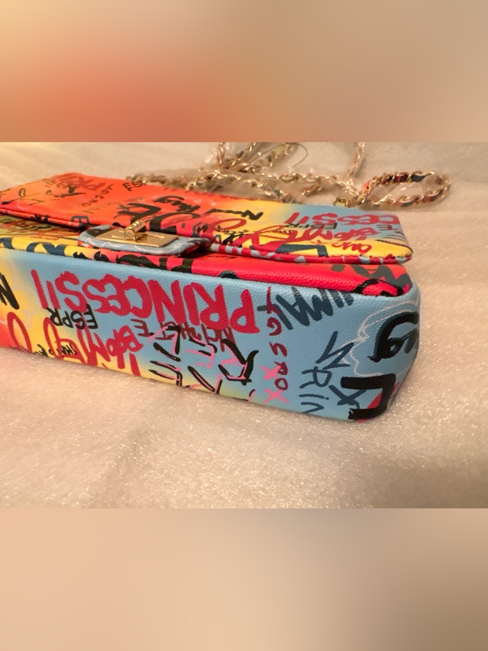 3AM Forever Graffiti Pop Art Chain Flap Crossbody Bag Gold Turn Lock - Picture 7 of 15